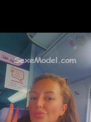 Ads Cloeluxe A paris 