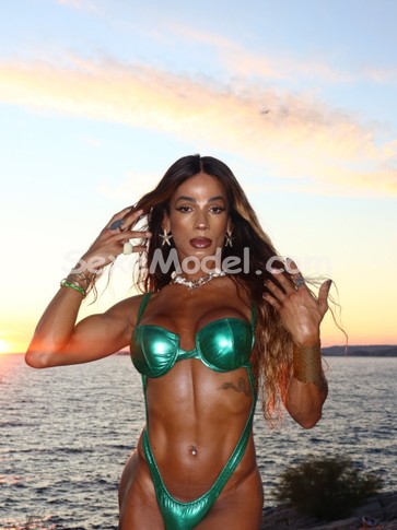 Annonce KAROLINA CARIOCA XL PARTY