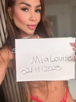 Mialouise222